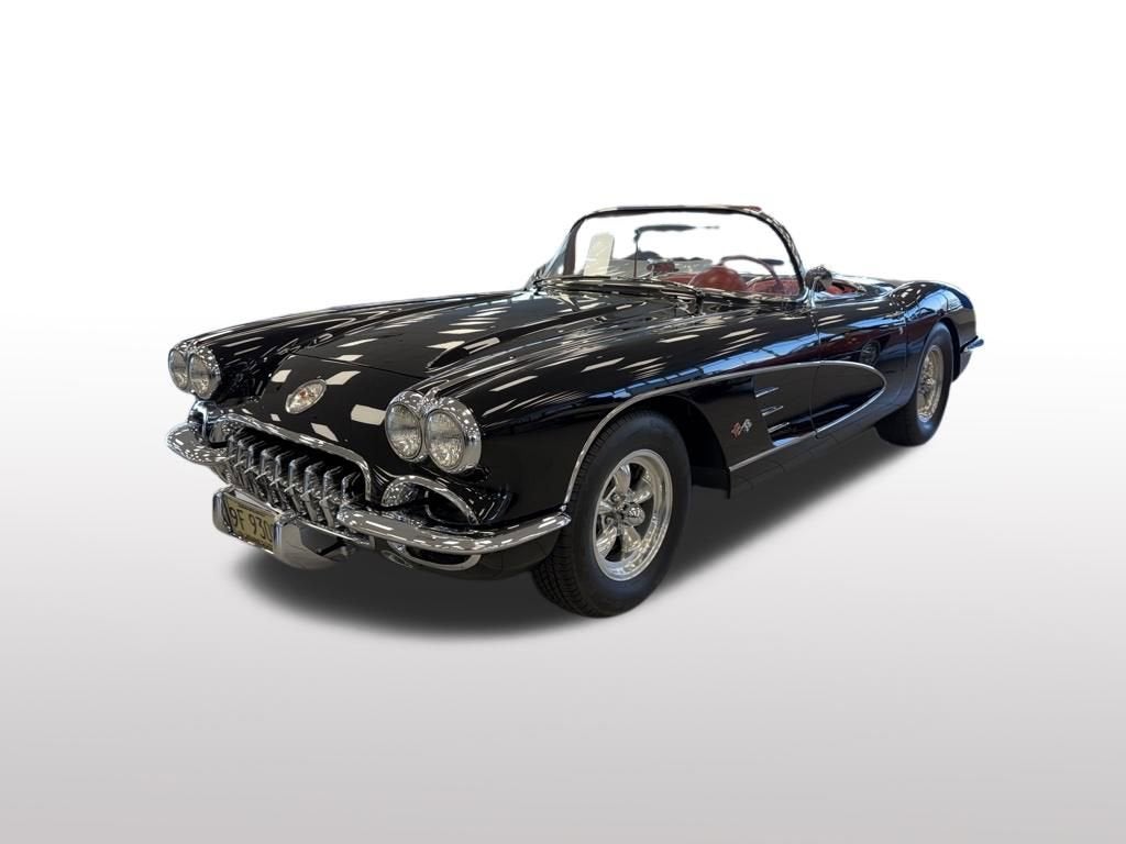 1960 Chevrolet CORVETTE COUPE Base