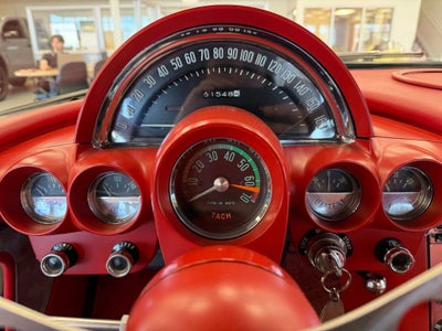 1960 Chevrolet CORVETTE COUPE Base