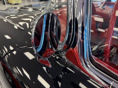 1960 Chevrolet CORVETTE COUPE Base