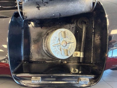 1960 Chevrolet CORVETTE COUPE Base