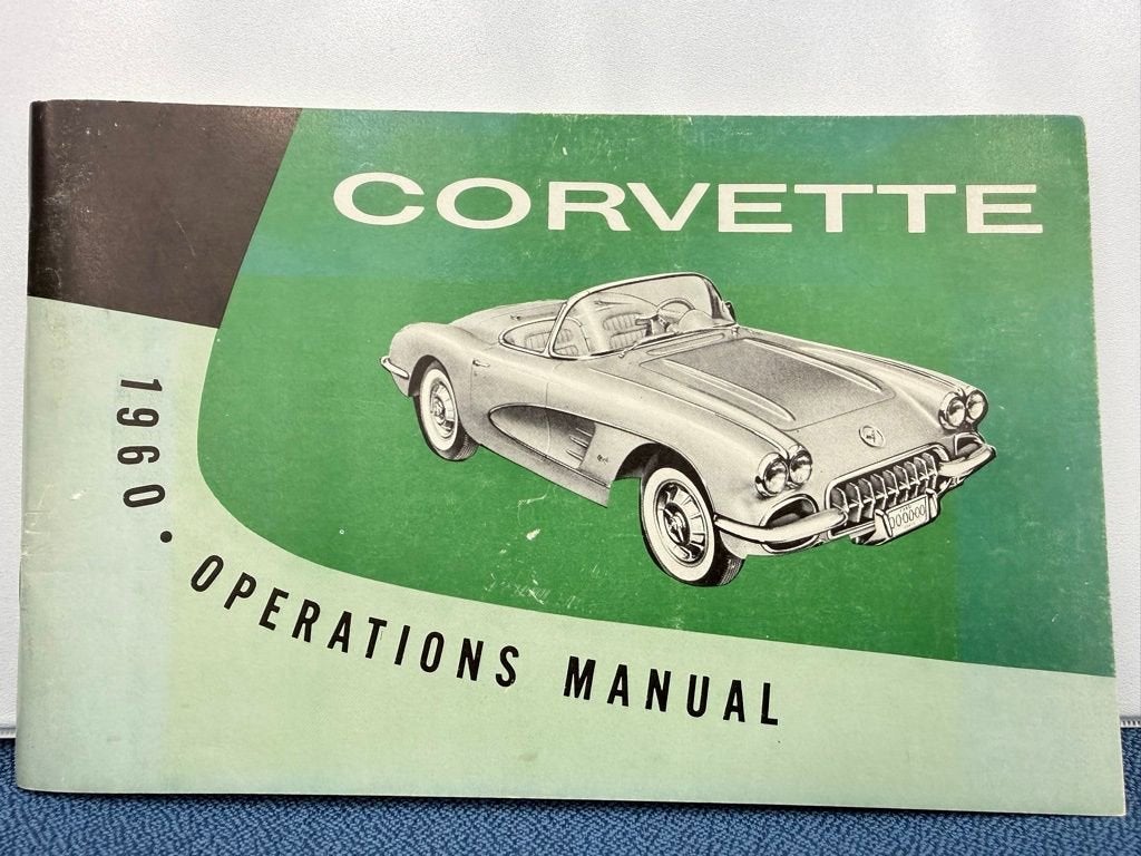 1960 Chevrolet CORVETTE COUPE Base