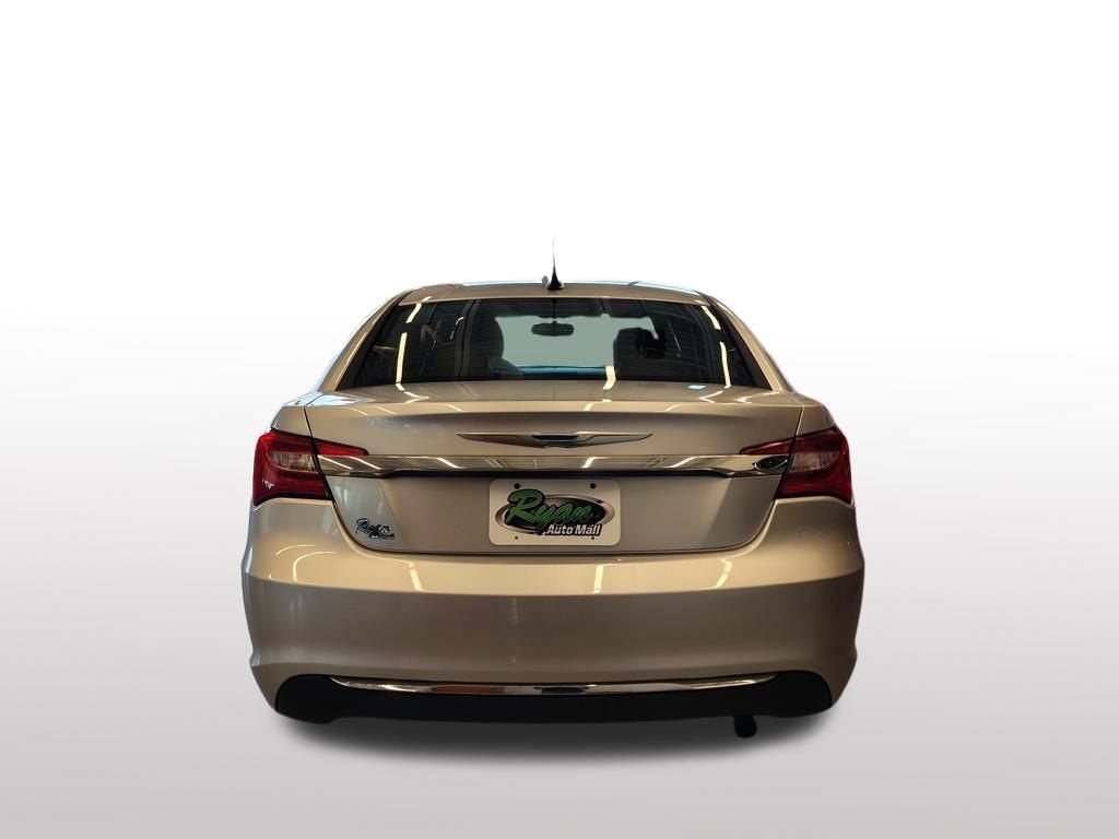 2012 Chrysler 200 Touring