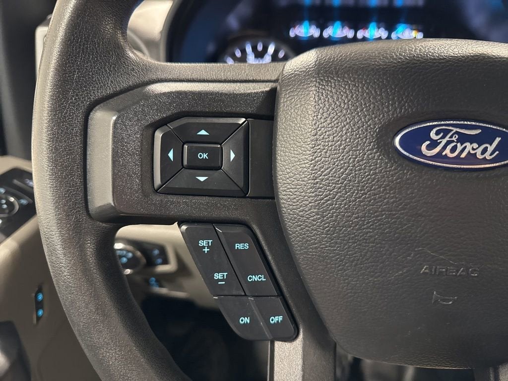 2022 Ford Super Duty F-350 SRW XL