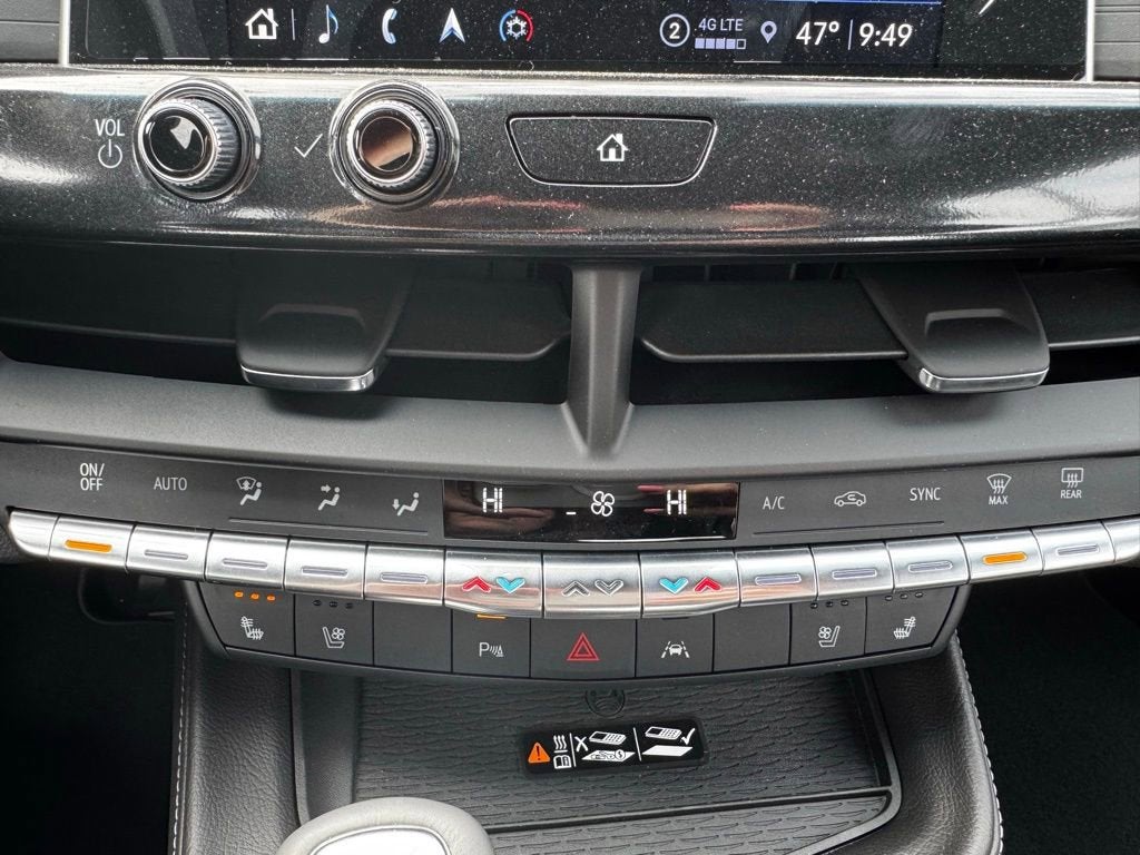 2025 Cadillac CT4 Premium Luxury