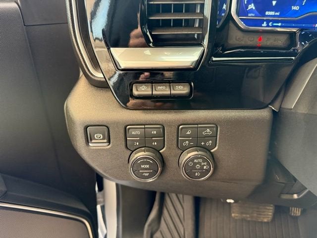 2025 Chevrolet Silverado 3500 HD High Country