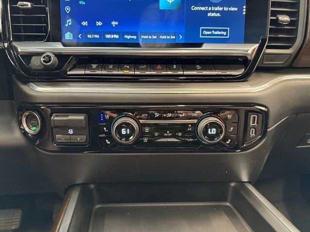 2025 Chevrolet Silverado 3500 HD High Country