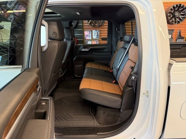 2025 Chevrolet Silverado 3500 HD High Country