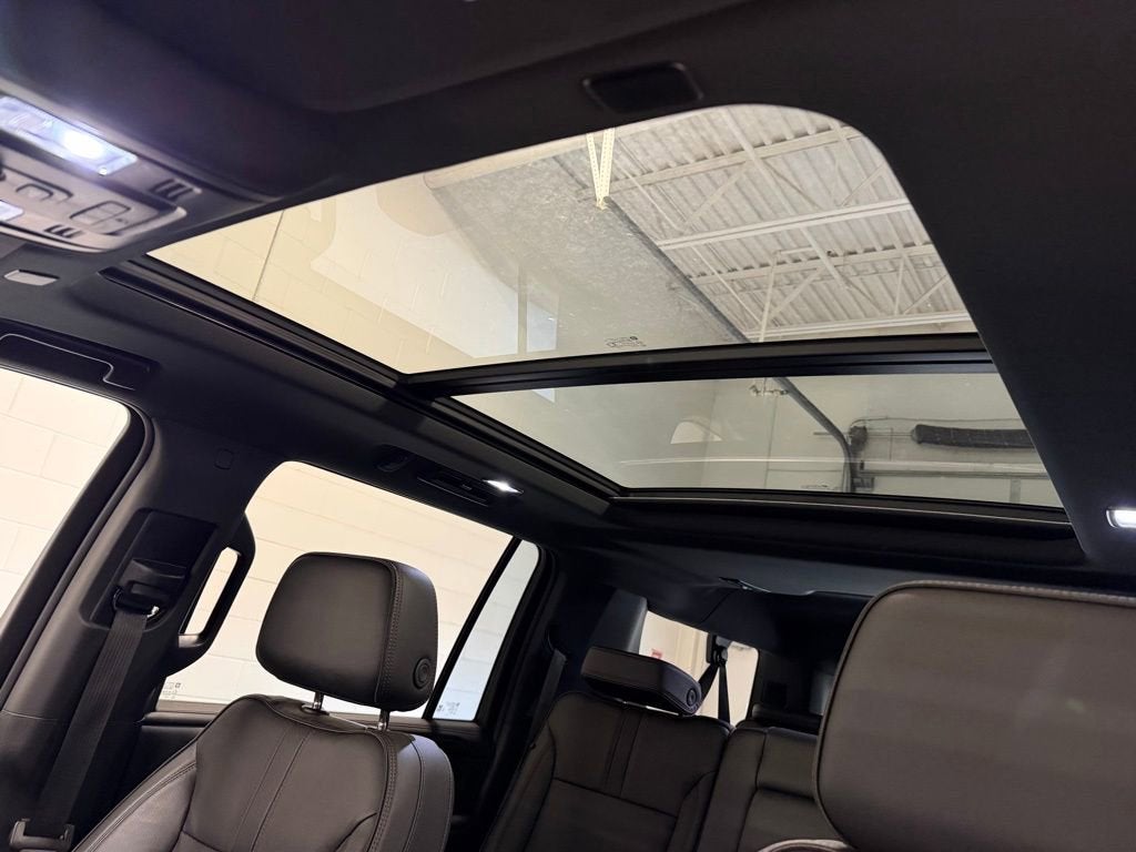 2021 Chevrolet Suburban RST