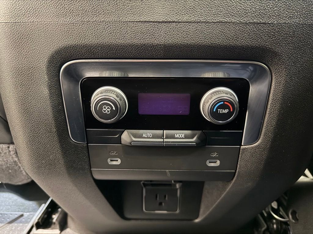 2021 Chevrolet Suburban RST