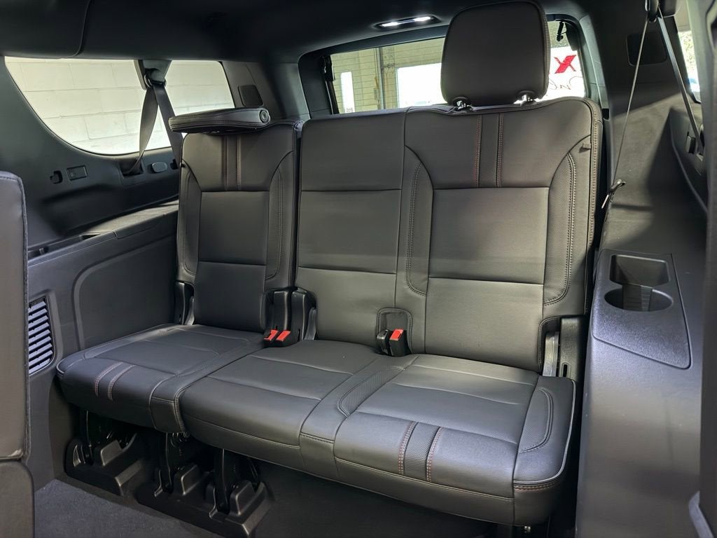 2021 Chevrolet Suburban RST