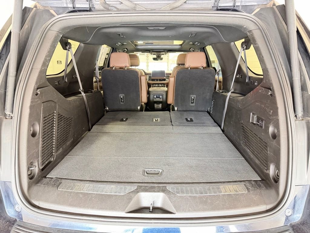 2021 Chevrolet Suburban High Country