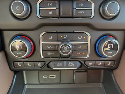 2022 Chevrolet Suburban High Country