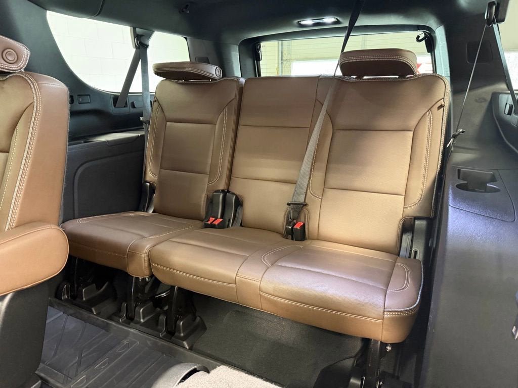 2022 Chevrolet Suburban High Country