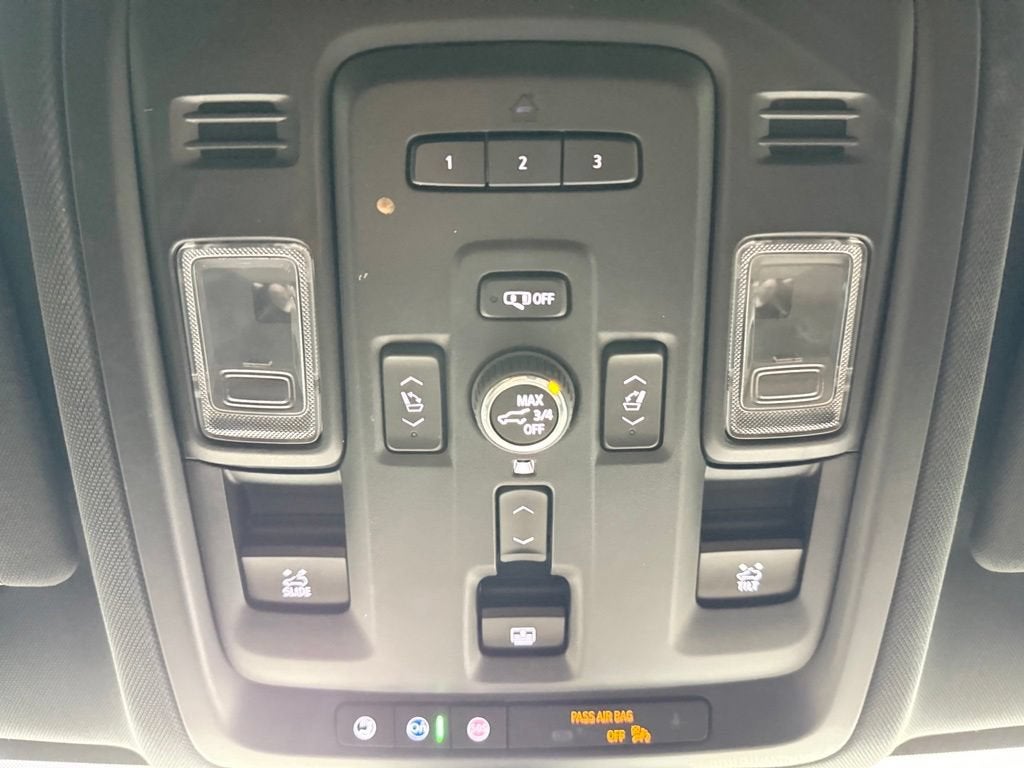 2023 Chevrolet Suburban High Country