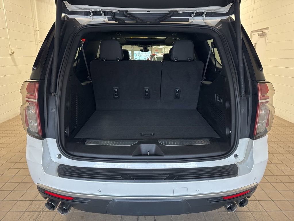 2022 Chevrolet Suburban High Country