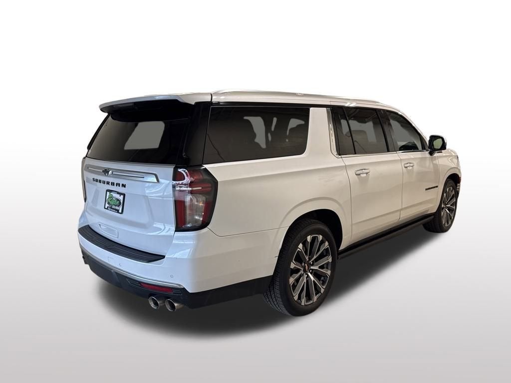 2022 Chevrolet Suburban High Country