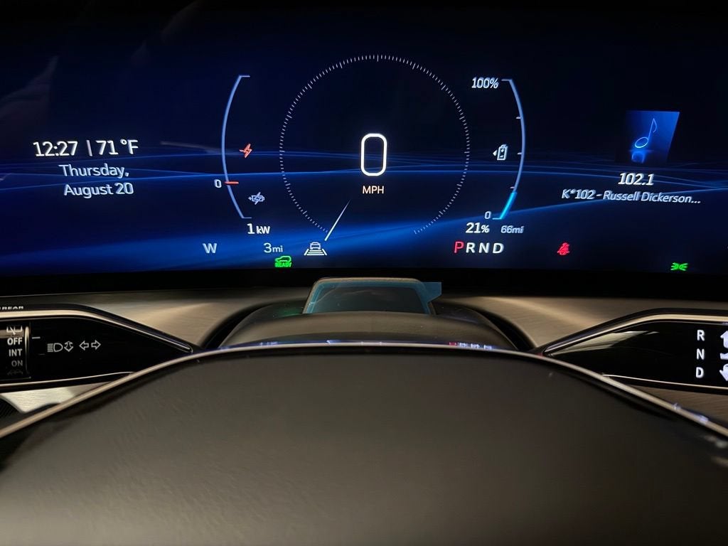 2027 Cadillac VISTIQ Sport - Photo 13