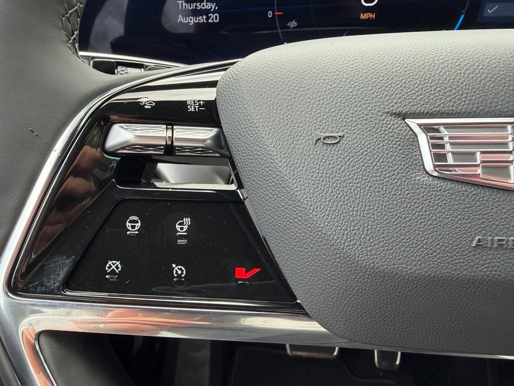 2027 Cadillac VISTIQ Sport - Photo 14