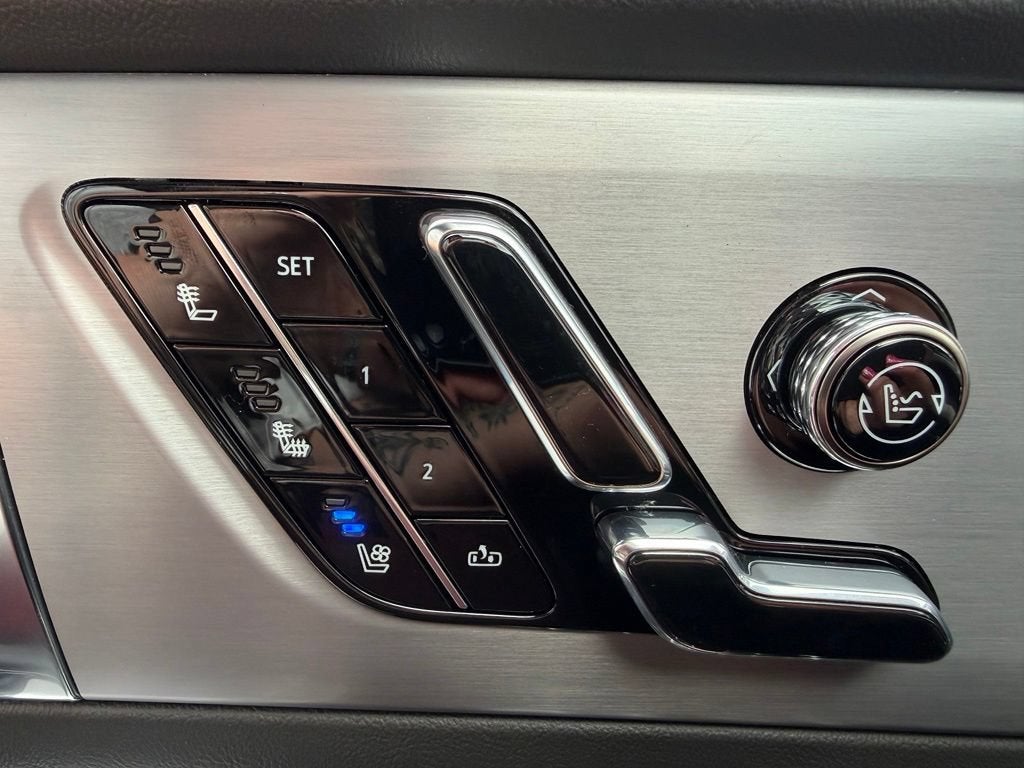 2027 Cadillac VISTIQ Sport - Photo 16