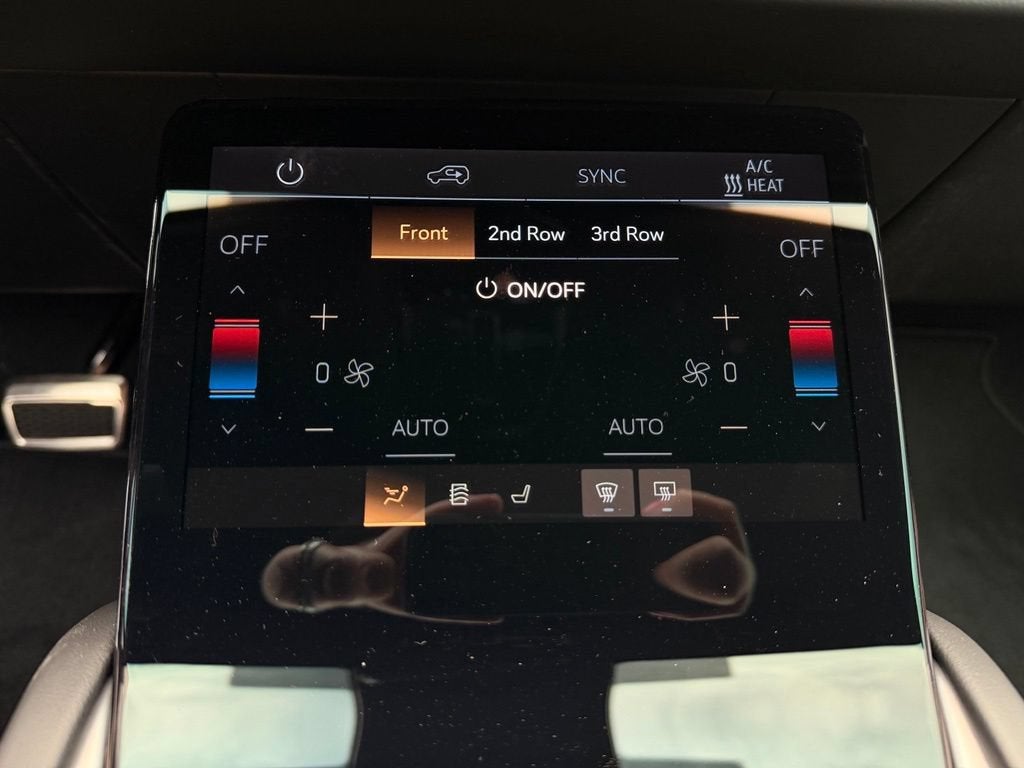 2027 Cadillac VISTIQ Sport - Photo 19