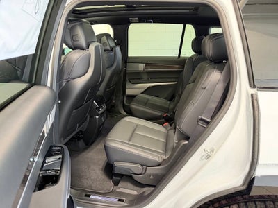 2027 Cadillac VISTIQ Sport