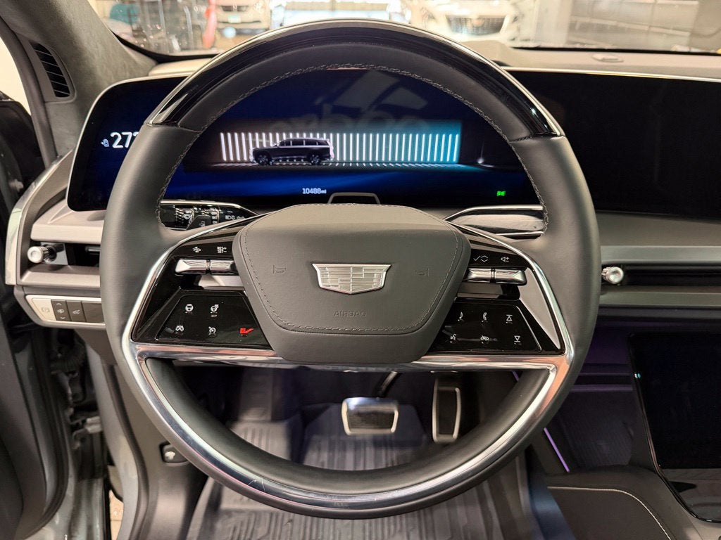 2026 Cadillac VISTIQ Platinum