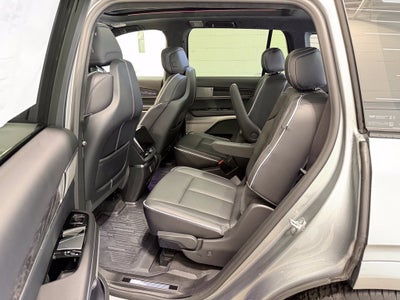 2026 Cadillac VISTIQ Platinum