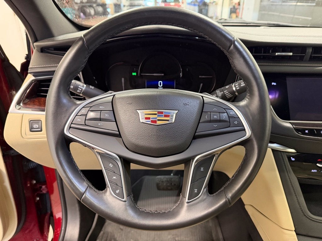 2017 Cadillac XT5 Luxury FWD