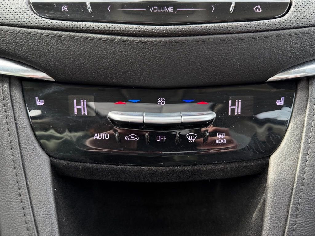 2017 Cadillac XT5 Luxury AWD