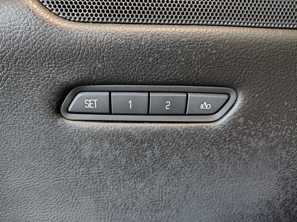 2017 Cadillac XT5 Luxury AWD