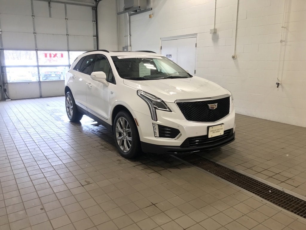 Certified 2020 Cadillac XT5 Sport with VIN 1GYKNGRS9LZ107193 for sale in Buffalo, Minnesota