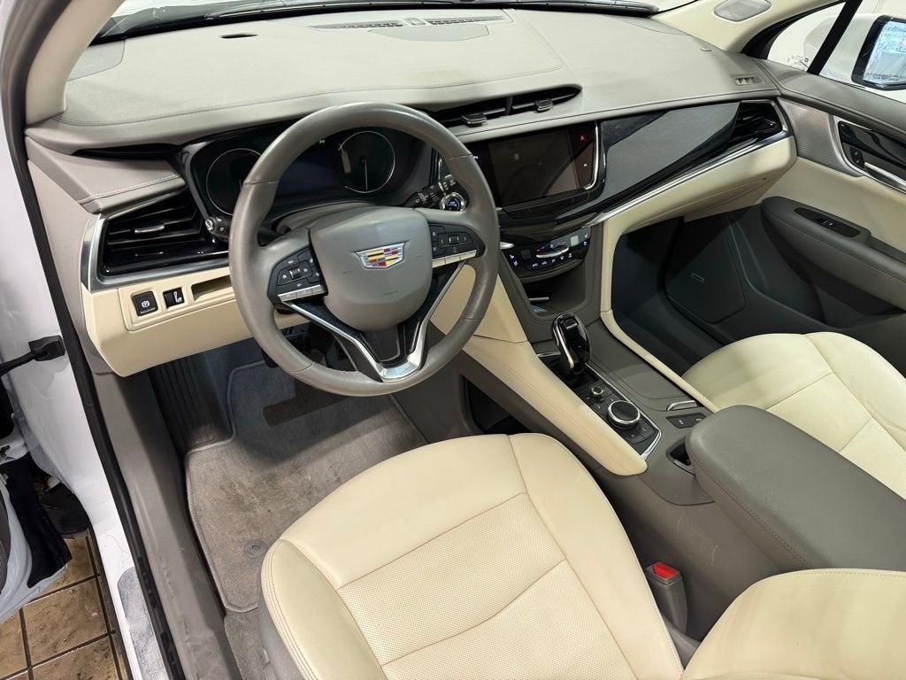 2024 Cadillac XT6 Premium Luxury