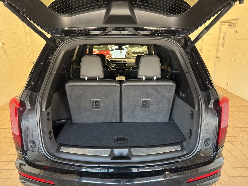 2025 Cadillac XT6 Premium Luxury