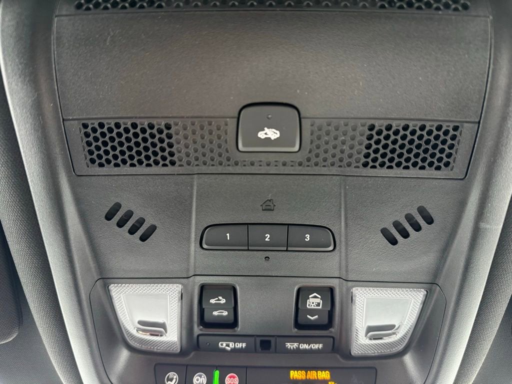 2025 Cadillac XT6 Sport