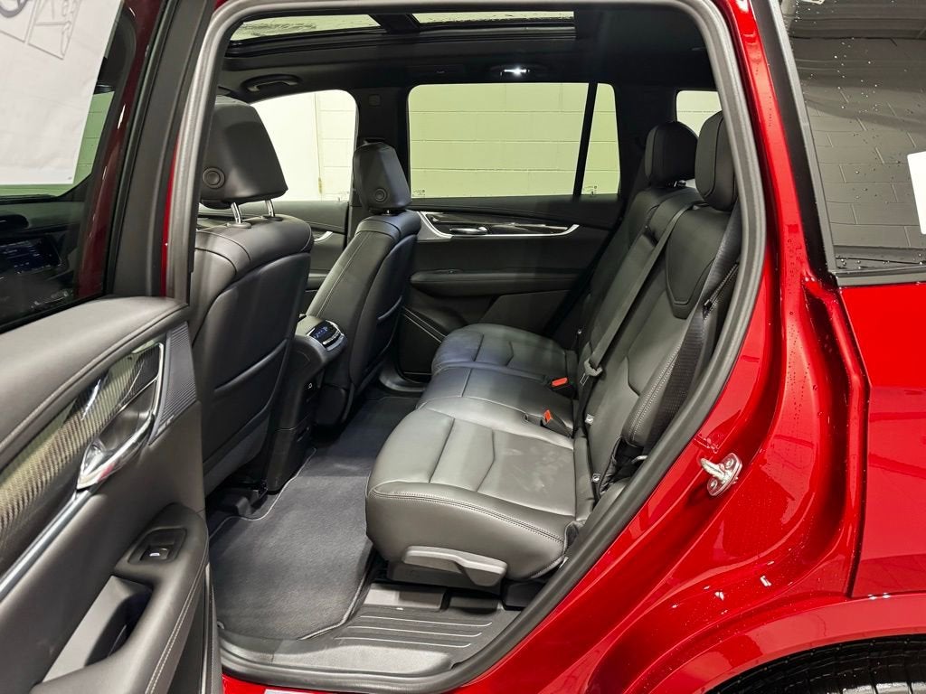 2025 Cadillac XT6 Sport