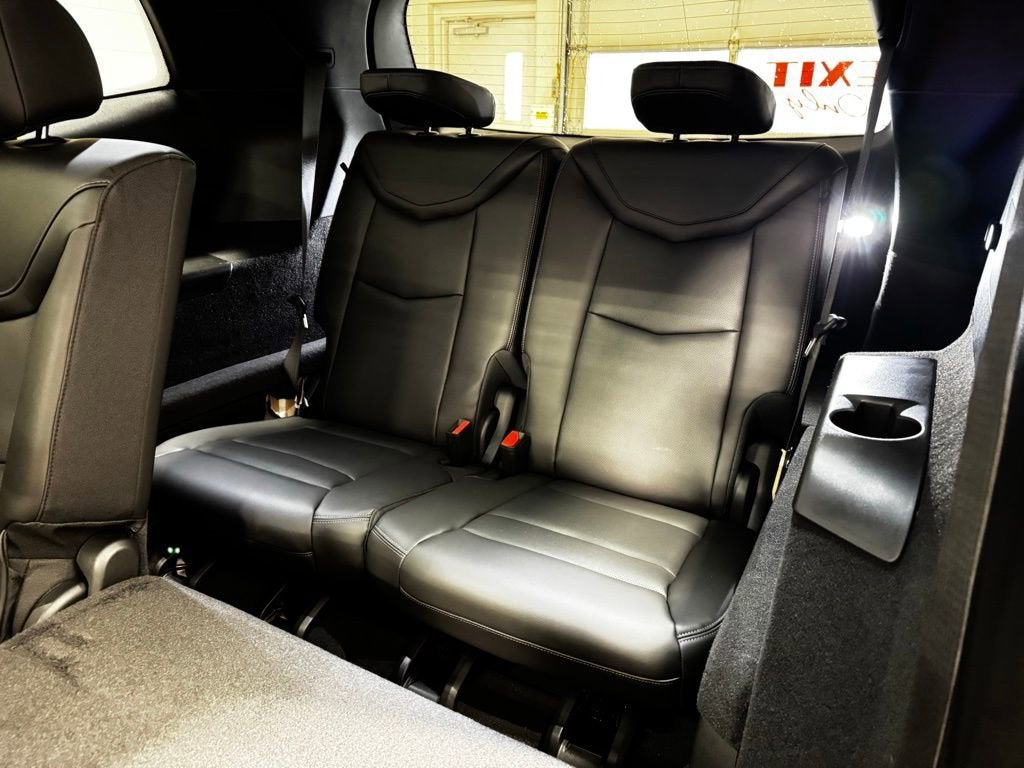 2025 Cadillac XT6 Sport