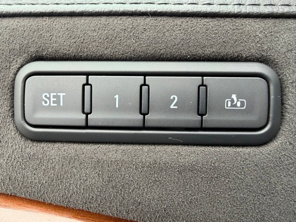 2018 Cadillac Escalade ESV Luxury