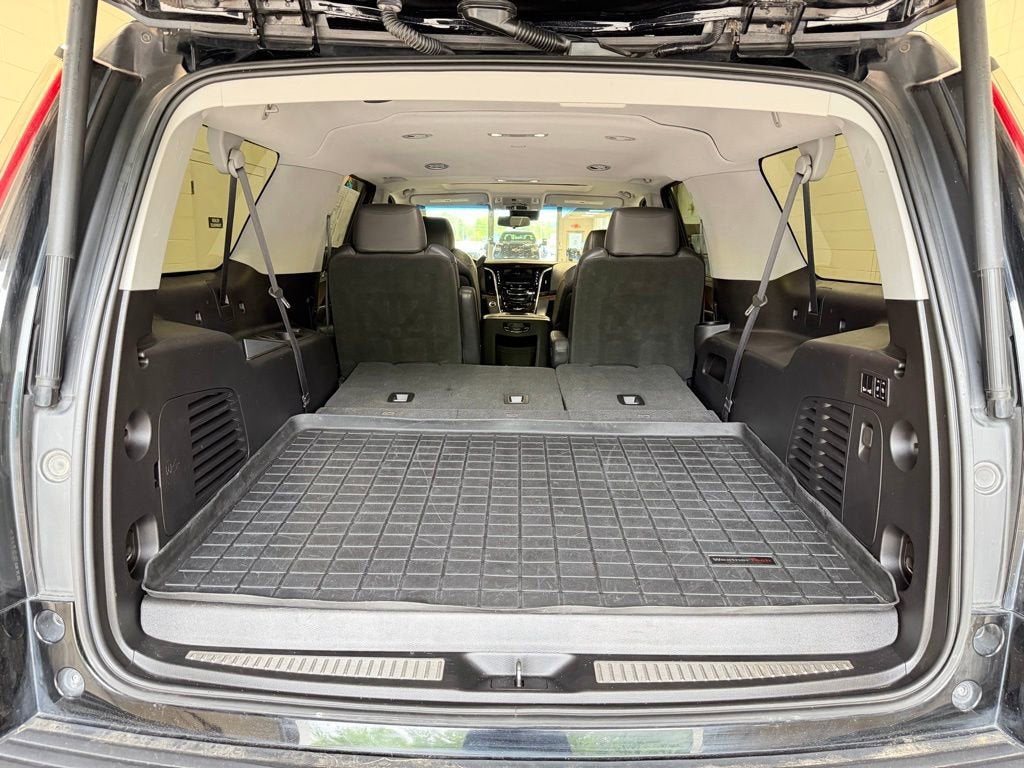 2018 Cadillac Escalade ESV Luxury