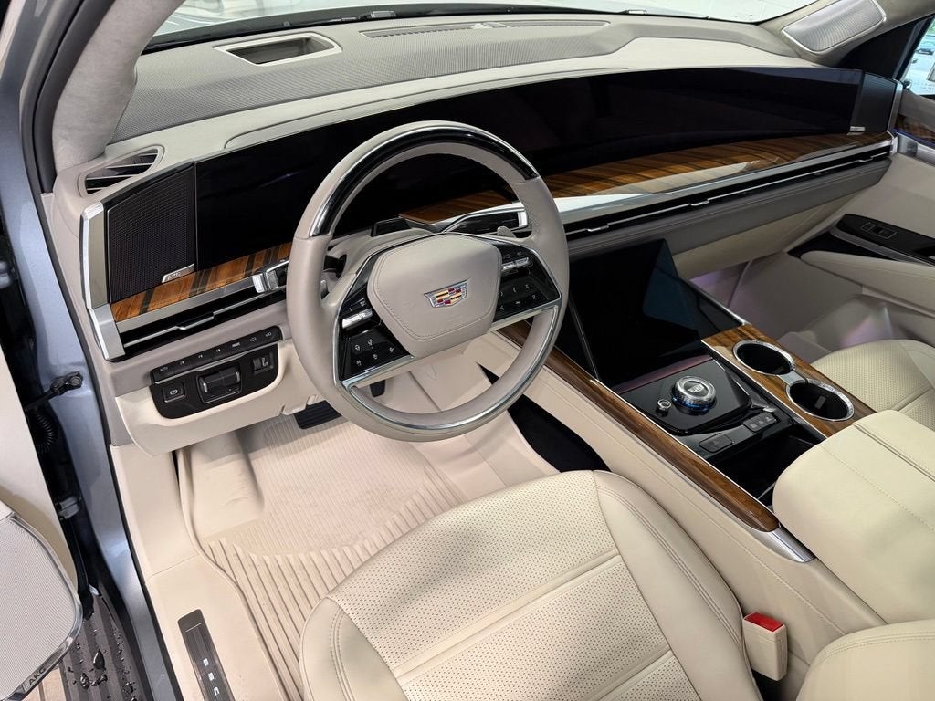 2025 Cadillac Escalade Sport Platinum