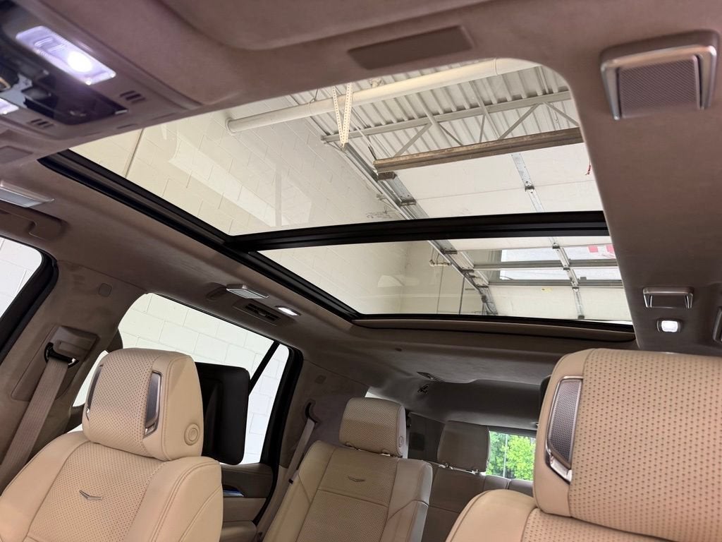 2025 Cadillac Escalade Sport Platinum