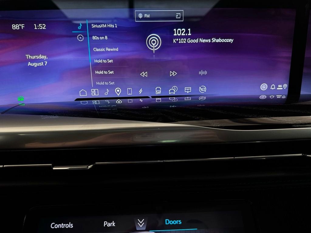 2026 Cadillac ESCALADE IQ Luxury