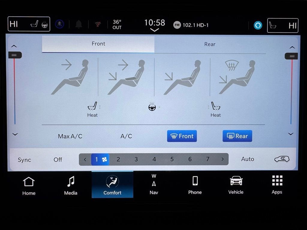 2024 Chrysler Pacifica Hybrid Select