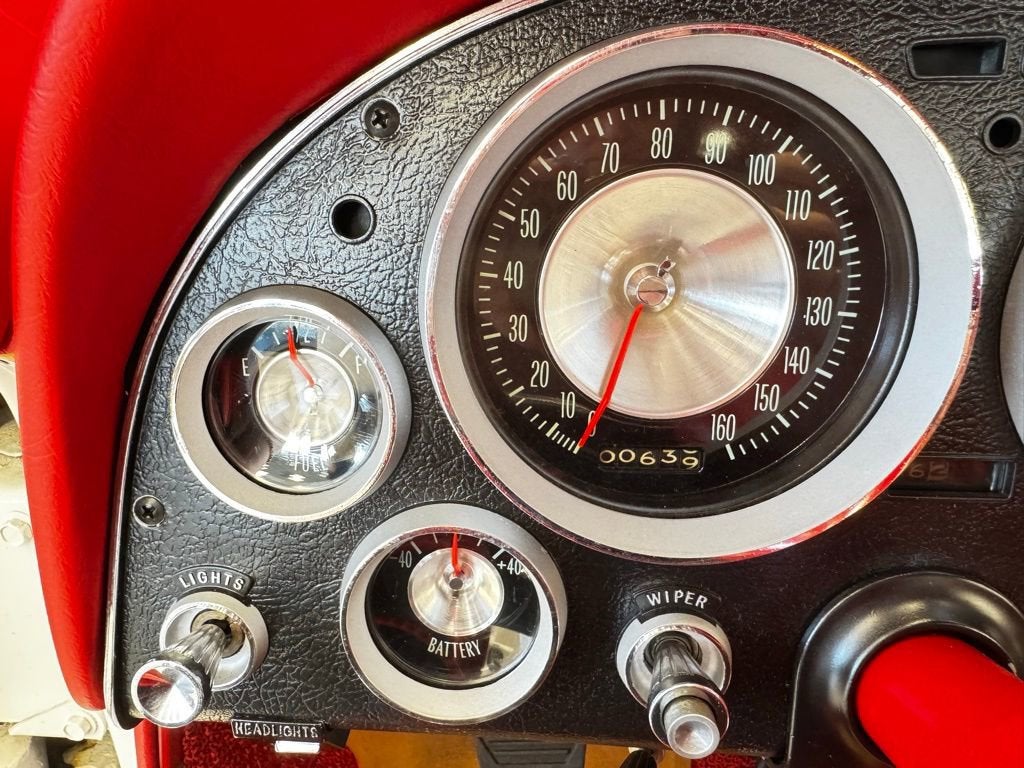 1963 Chevrolet CORVETTE Base