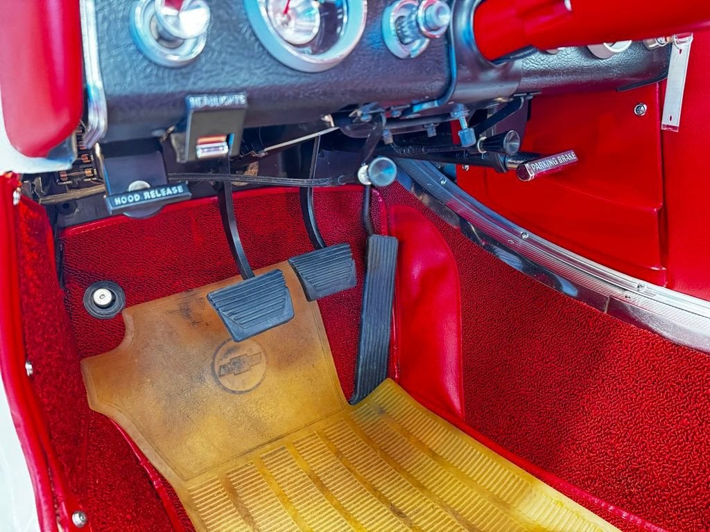 1963 Chevrolet CORVETTE Base