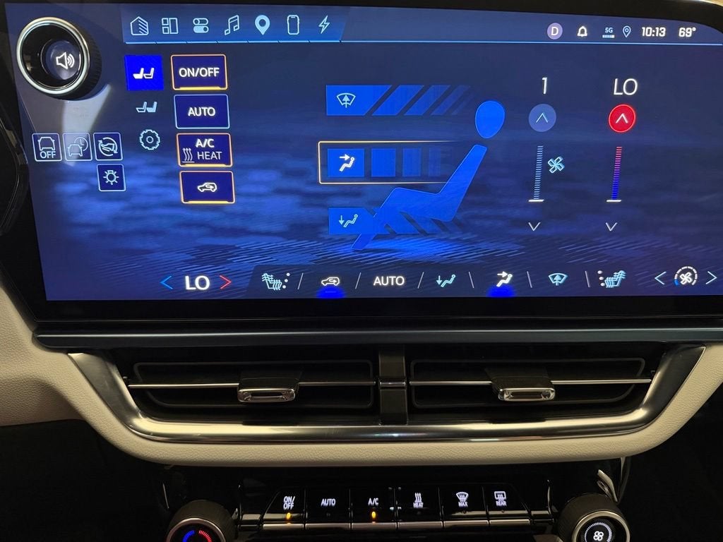 2025 Chevrolet Equinox EV LT