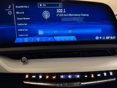 2025 Cadillac OPTIQ Luxury 2