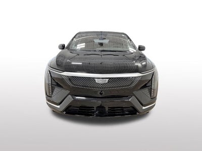 2025 Cadillac OPTIQ Luxury 2