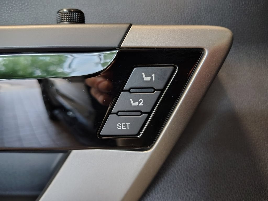 2025 Toyota Tundra 4WD SR5