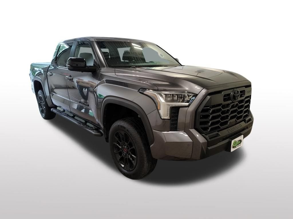 2025 Toyota Tundra 4WD SR5