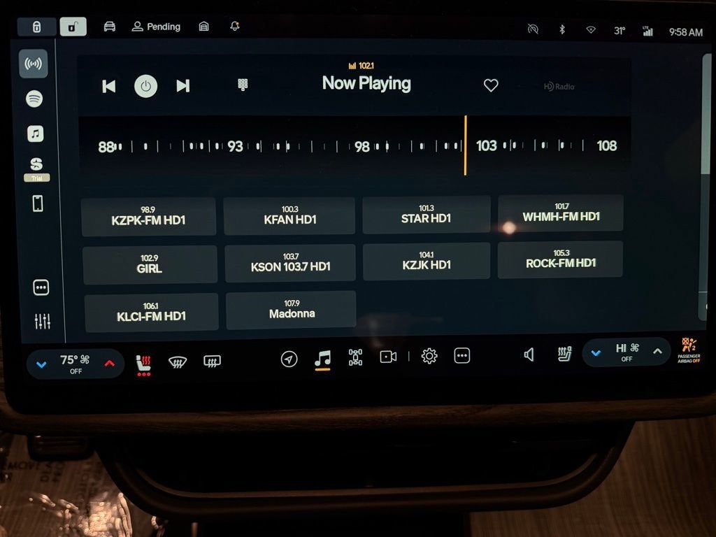 2022 RIVIAN R1T Adventure Package